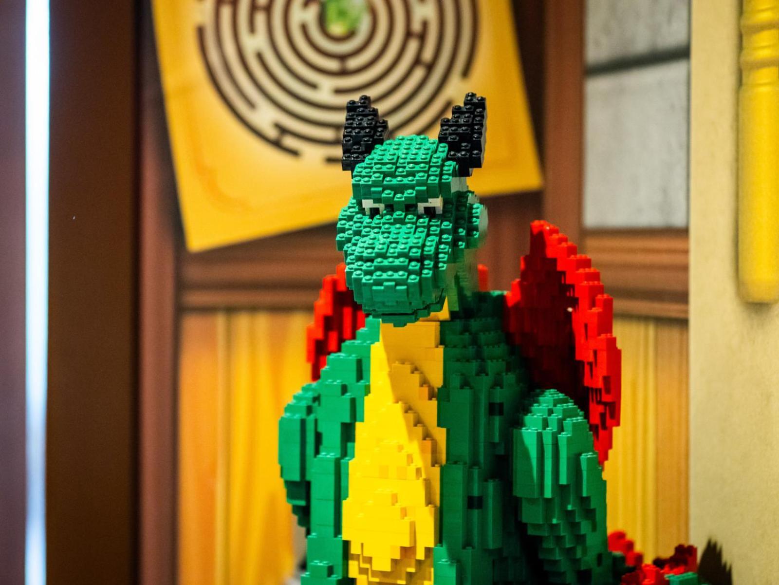 Legoland Windsor Resort Esterno foto
